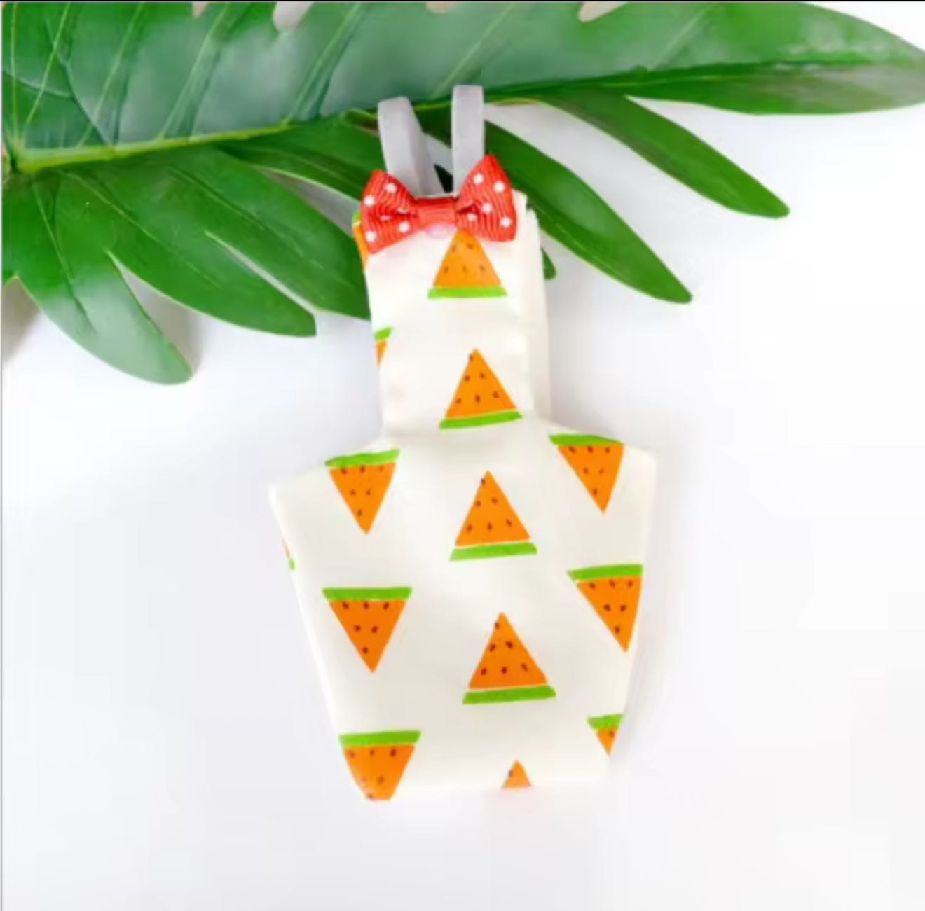 Cute Parrot & Small Bird Diaper with Bowtie – Washable Flight Suit for Cockatiels, Pigeons & Pet Birds