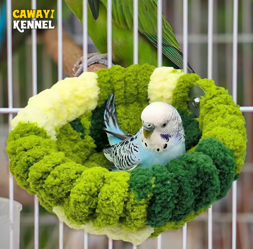 Plush Bird Nest Bed – Cozy Round Sleeping House for Parrots and Small Animals, Autumn & Winter Cage Accessory